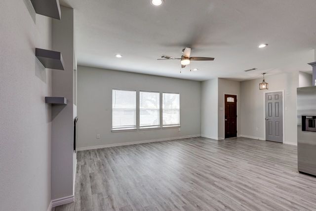 3083 Sunnyvale Street, Dallas, TX 75216