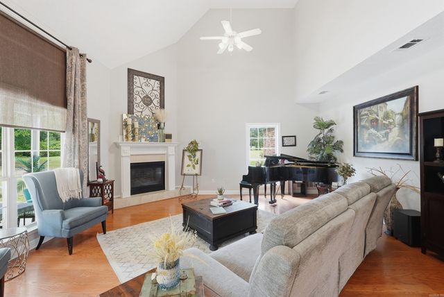 30 Pinnacle Springs Rd, Greenbrier, AR 72058