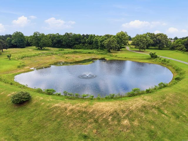 30 Pinnacle Springs Rd, Greenbrier, AR 72058