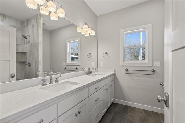 1108 OO Highway, Odessa, MO 64076