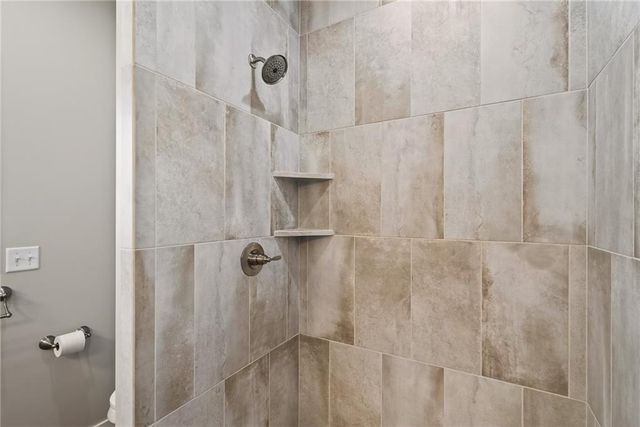 1108 OO Highway, Odessa, MO 64076