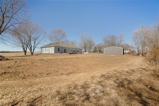 1108 OO Highway, Odessa, MO 64076