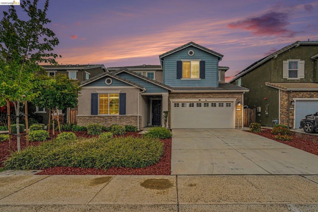 225 Cold Creek Dr, Oakley, CA 94561