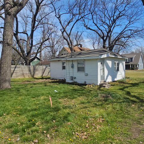 1153 S Maryland Avenue, Springfield, MO 65807
