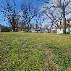 1153 S Maryland Avenue, Springfield, MO 65807