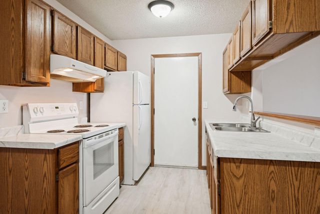 2706 Brookdale Lane, Brooklyn Park, MN 55444