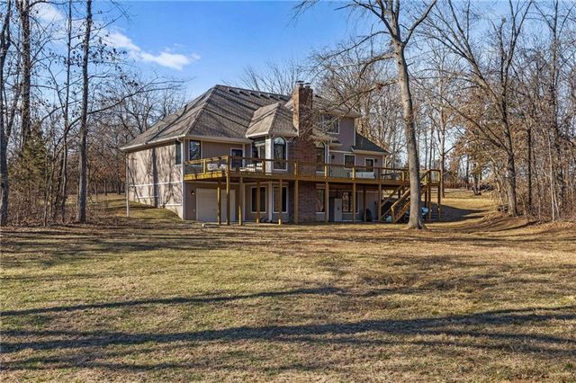 26311 S Westlake Drive, Harrisonville, MO 64701