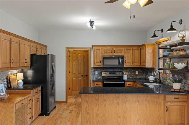 26311 S Westlake Drive, Harrisonville, MO 64701