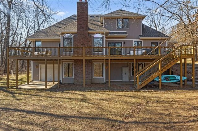 26311 S Westlake Drive, Harrisonville, MO 64701