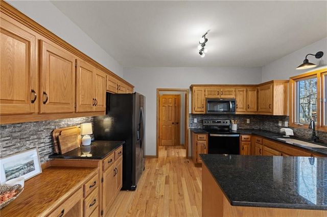 26311 S Westlake Drive, Harrisonville, MO 64701