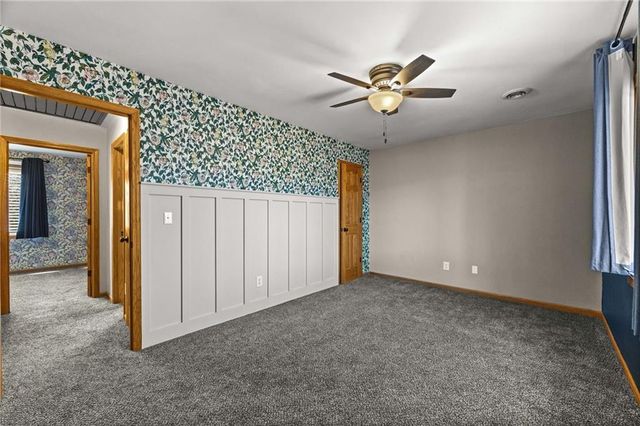 26311 S Westlake Drive, Harrisonville, MO 64701
