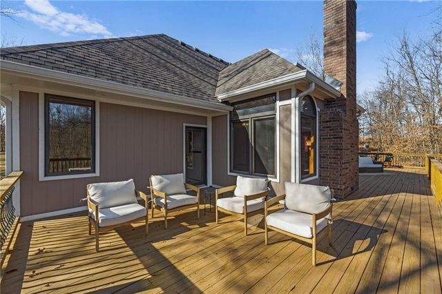 26311 S Westlake Drive, Harrisonville, MO 64701