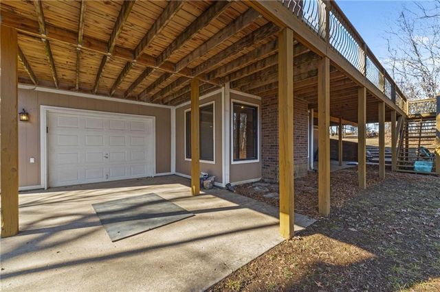 26311 S Westlake Drive, Harrisonville, MO 64701