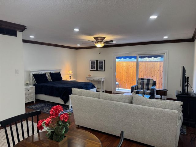 2701 Bellefontaine Street A26, Houston, TX 77025