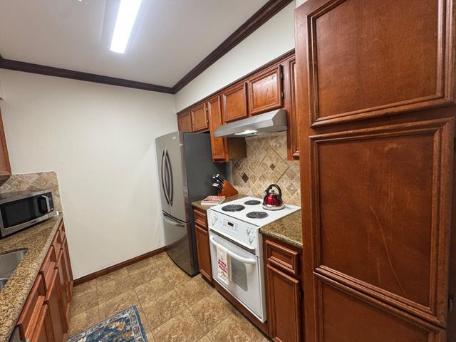 2701 Bellefontaine Street A26, Houston, TX 77025