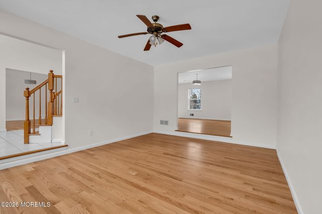 482 Meadowood Road, Jackson, NJ 08527