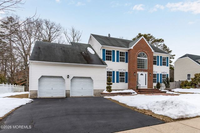 482 Meadowood Road, Jackson, NJ 08527