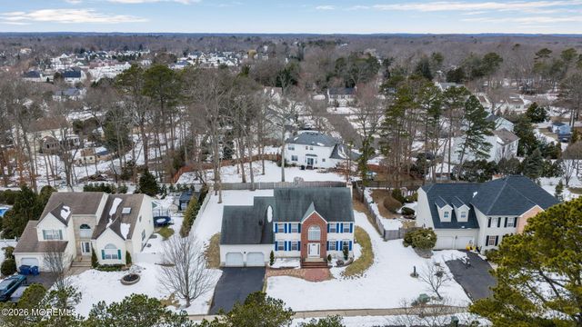 482 Meadowood Road, Jackson, NJ 08527