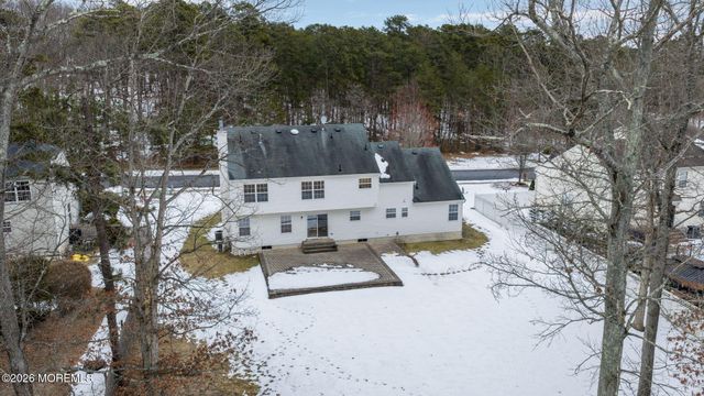 482 Meadowood Road, Jackson, NJ 08527