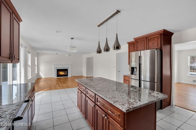 482 Meadowood Road, Jackson, NJ 08527