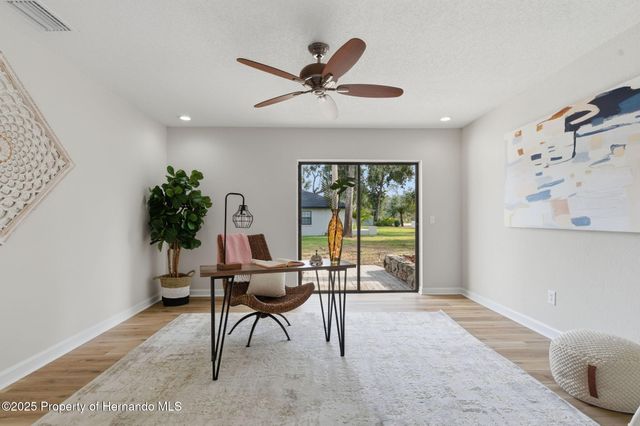 916 River Rapids Avenue, Brandon, FL 33511