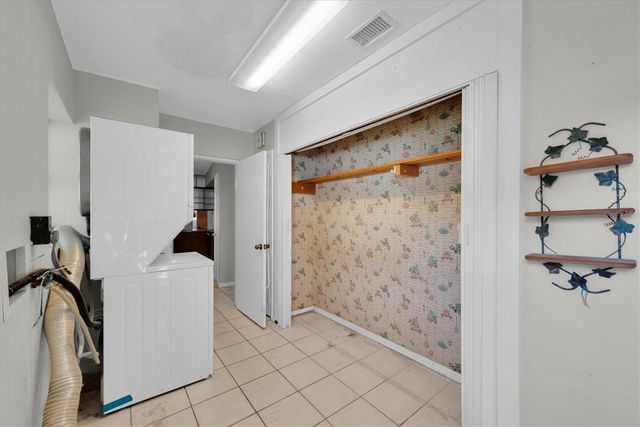 7 N MAYWOOD AVENUE, Clearwater, FL 33765