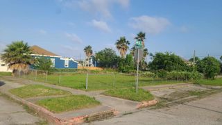 3927 Ball, Galveston, TX 77550