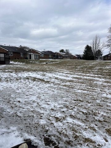 1032 Armsgate Road, Springfield, OH 45503