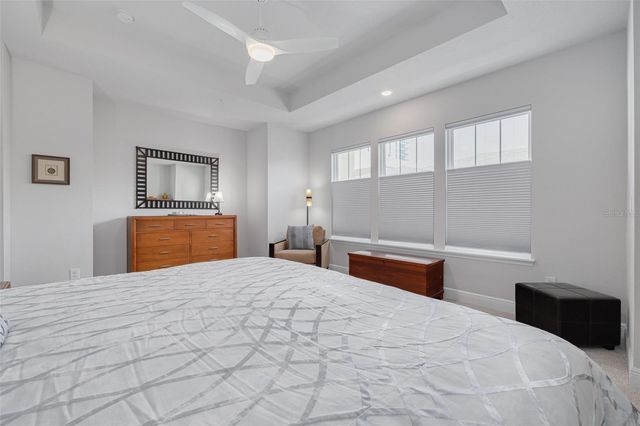 835 BURLINGTON AVENUE N, St Petersburg, FL 33701