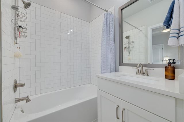 835 BURLINGTON AVENUE N, St Petersburg, FL 33701