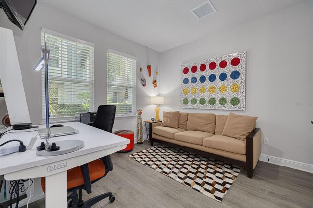 835 BURLINGTON AVENUE N, St Petersburg, FL 33701