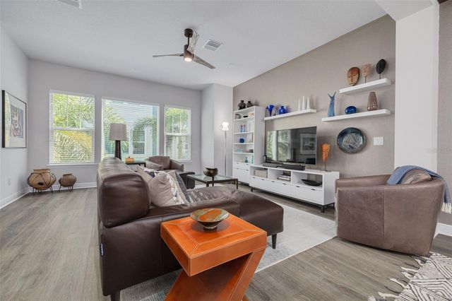 835 BURLINGTON AVENUE N, St Petersburg, FL 33701