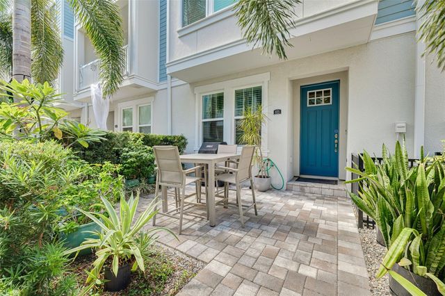 835 BURLINGTON AVENUE N, St Petersburg, FL 33701