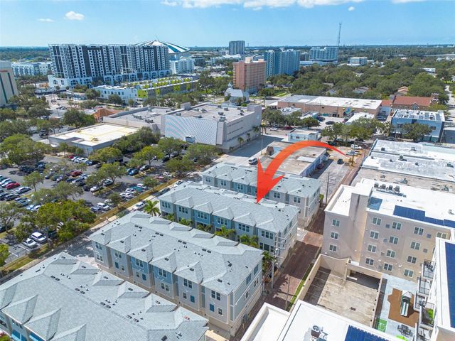 835 BURLINGTON AVENUE N, St Petersburg, FL 33701