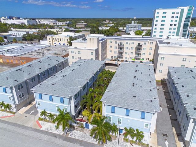 835 BURLINGTON AVENUE N, St Petersburg, FL 33701