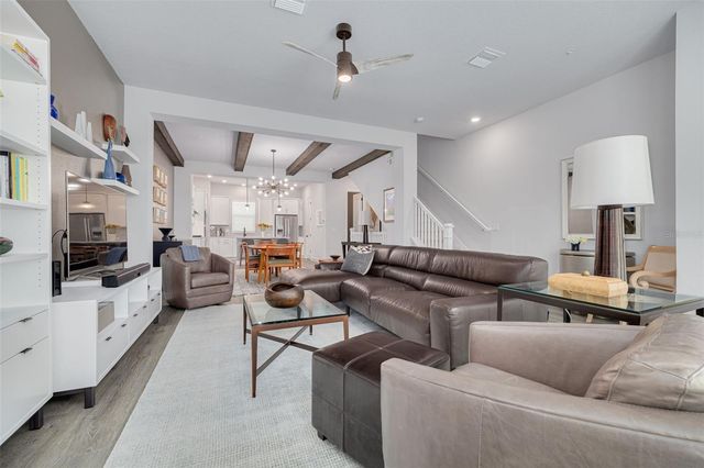 835 BURLINGTON AVENUE N, St Petersburg, FL 33701