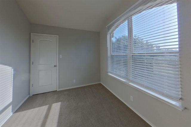 240 Dragon Ridge RD, Buda, TX 78610