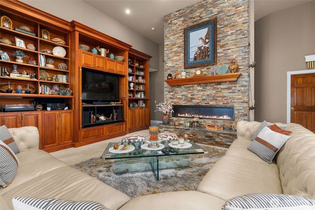 2599 Seminary Hill Road, Centralia, WA 98531