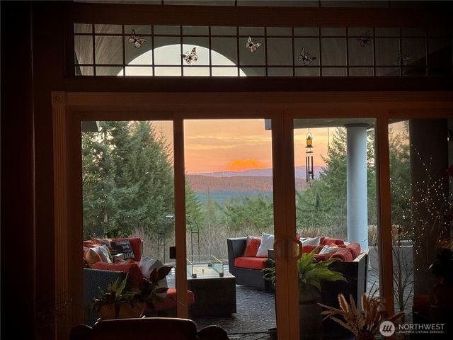 2599 Seminary Hill Road, Centralia, WA 98531