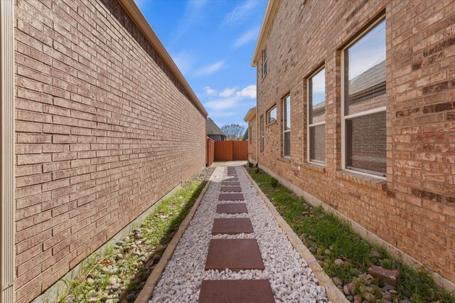 5473 Braemar Drive, Frisco, TX 75034