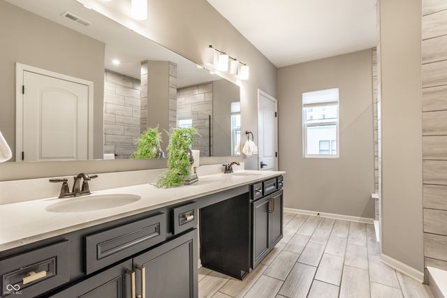 9744 Junction Station, Fishers, IN 46037