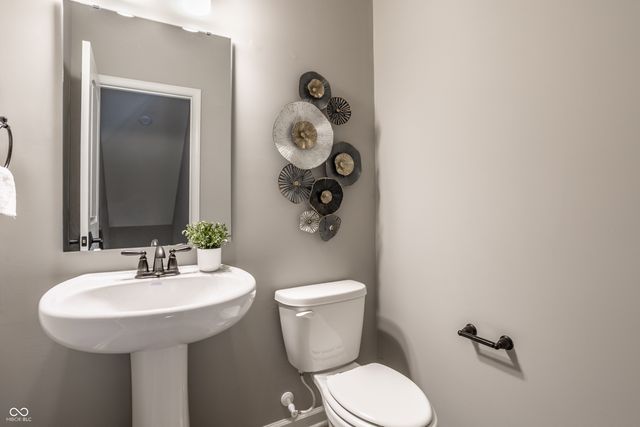 9744 Junction Station, Fishers, IN 46037