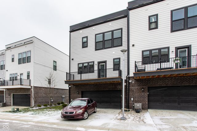 9744 Junction Station, Fishers, IN 46037