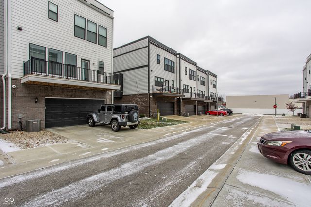 9744 Junction Station, Fishers, IN 46037