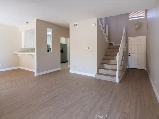 28102 Bob White Circle 4, Saugus, CA 91350