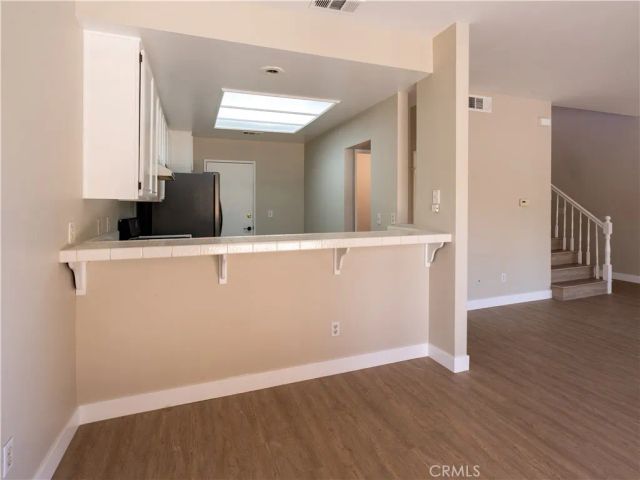 28102 Bob White Circle 4, Saugus, CA 91350