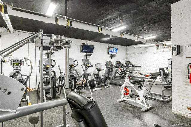 2187 Holland Avenue 4G, Bronx, NY 10462