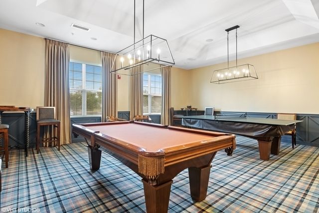 2727 Northmoor Drive, Naperville, IL 60564