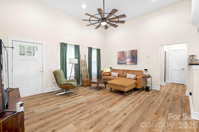 2462 Shoal Road, Crouse, NC 28033