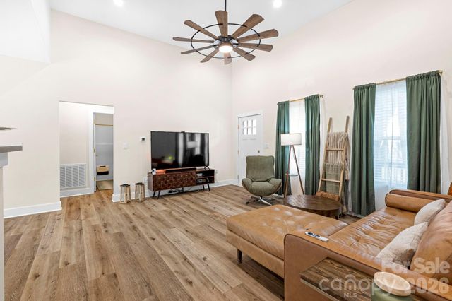 2462 Shoal Road, Crouse, NC 28033